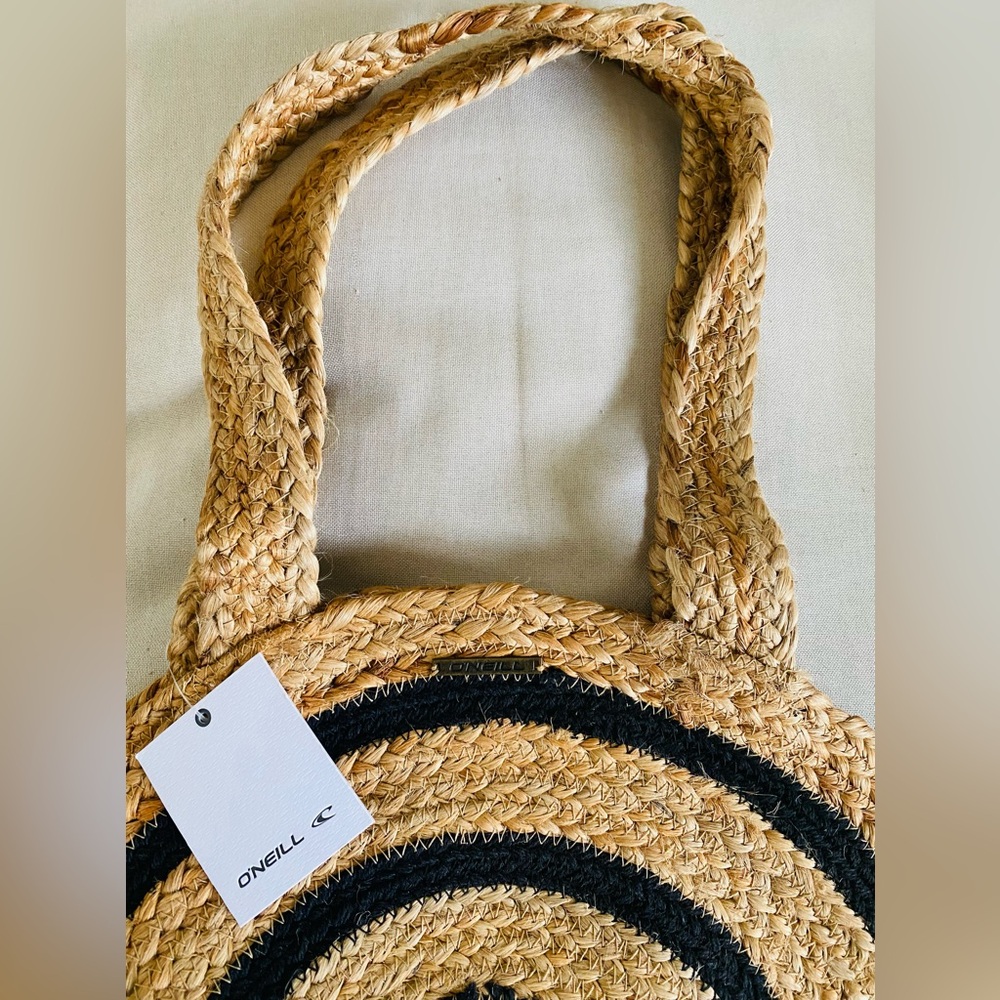 O'Neill Bungalow Jute Tote Bag. - Picture 2 of 6